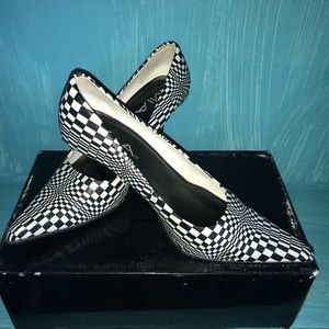 Mia checkered pumps. Perfect boggidy boogidy fans
